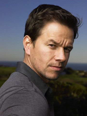 Mark Wahlberg Alfa Male, Marky Mark, I Love Cinema, Matt Damon, Mark Wahlberg, Hot Actors, Oui Oui, Famous Faces, Good Looking Men