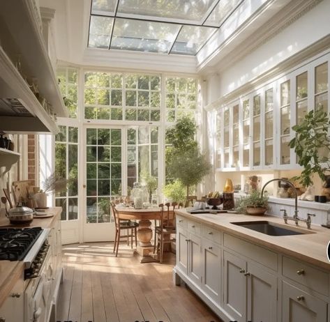 Kitchen With Skylight, Dream Kitchen White, Cozy Home Interior, Cabinet Trends, Skylight Kitchen, Kitchen Cabinet Trends, Home Decor Apartment, Home Decor Cozy, 2024 Kitchen