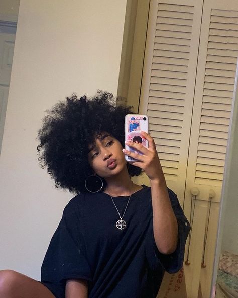 I Like Your Hair, Natural Afro Hairstyles, Beautiful Curly Hair, Natural Hair Journey, Hair Natural, Baddie Hairstyles, Curly Girl, Hair Journey, Afro Hairstyles