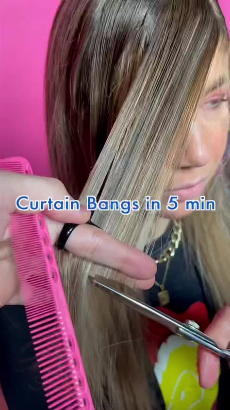 Easy Curtain Bangs, Cut Curtain Bangs, Styling Bangs Tutorial, Brad Mondo, Ponytail Homecoming, Curled Hairstyles For Medium Hair, Bridemaids Hairstyles, Cut Bangs, Bangs Tutorial