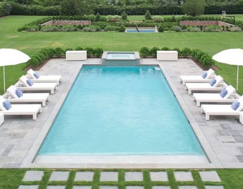 Deciding on Water Color of a Swimming Pool - Happy Haute Home Pool And Spa Ideas, Pretty Pool, Pool House Decor, Modern Pool House, Rectangle Pool, Building A Swimming Pool, Living Pool, Pool Finishes, Diving Board