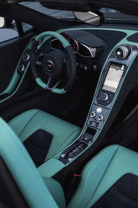 Mint Green Mclaren P1 Black, To Fast To Furious, Mobil Off Road, Vw T3 Doka, Mclaren 12c, New Luxury Cars, Rolls Royce Wraith, Luxury Car Interior, Car Interior Design