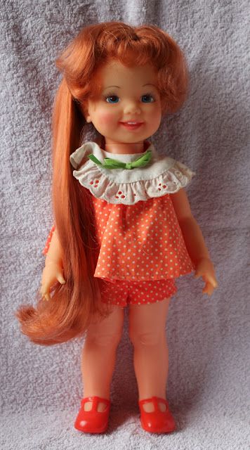 Same doll I had as a girl (I had only three dolls) Cinnamon 70s Dolls, 70s Memories, Velvet Dolls, Vintage Toys 1960s, Crissy Doll, 1960s Toys, Ashton Drake, Modern Toys, Marie Osmond