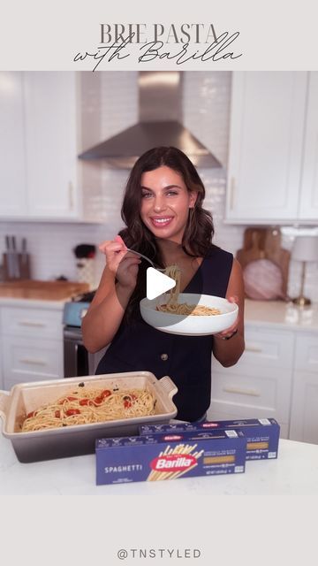 Tara Tedesco | Tnstyled on Instagram: "TOMATO & BRIE PASTA! This recipe reminds me of one my mom makes with a little twist! It’s easy + delicious and perfect for the end of summer. I love using @Barillaus classic spaghetti for this because it cooks to that perfect al dente consistency every single time! I picked this up along with the other ingredients I used to make this from my local @ShopRiteStores. # BarillaClassicatShopRite #ad

BRIE BAKED PASTA
 
• (8-oz.) wheel Brie cheese
• 2 cups cherry tomatoes
• 2-3 Tablespoons olive oil
• handful fresh basil
• 1 box Barilla Spaghetti (1lb)
• salt and pepper to taste (reorder)
• optional: Parmesan cheese
 
1. Preheat the oven to 350°F.
2. Using a knife, remove the top portion of the Brie, leaving the bottom and sides.
3. In a large baking dish, Barilla Spaghetti, Brie Pasta, Brie Baked, Baked Pasta, Brie Cheese, Pasta Bake, Baking Dish, Easy Delicious, Parmesan Cheese