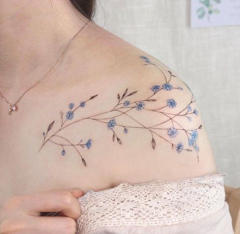 Flower Vine Tattoos, Tattoos To Cover Scars, Scar Tattoo, Stylish Tattoo, Inspiration Tattoos, Vine Tattoos, Collar Bone Tattoo, Up Tattoos, Elegant Tattoos