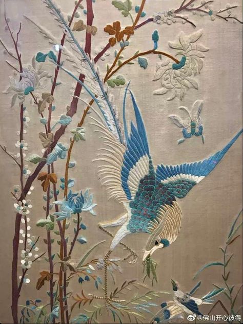 Birds among flowering shrubs. Chinese Silk Embroidery, Embroidery Tattoo, Hand Embroidery Kits, Chinese Embroidery, Chinese Silk, Easy Canvas Painting, Canvas Painting Diy, Thread Painting, Japanese Embroidery