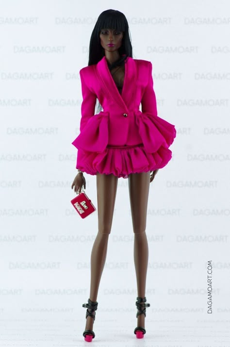 Barbie Dress Fashion, Doll Clothes Barbie, Elegant Dresses Classy, Barbie Fashionista, Fashion Royalty Dolls, Doll Fashion, Spring Summer 2022, Fashion Royalty, Barbie Dress