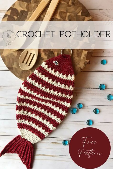 Crochet Fish Potholder, Crochet Fish Pattern Free Easy, Crochet Hot Pad, Crochet Fish Patterns, Chill Life, Thick Crochet, Crochet Pot Holders Free Pattern, Crochet Potholder, Crochet Rose Pattern