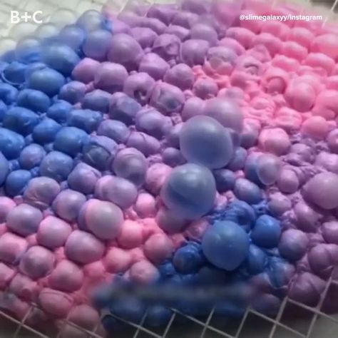 Bring on the slime. Fluffy Slime Recipe, Slime Satisfying, Galaxy Slime, Playing With Slime, Slimy Slime, Slime Recipes, Satisfying Things, Slime Time, Slime Crunchy