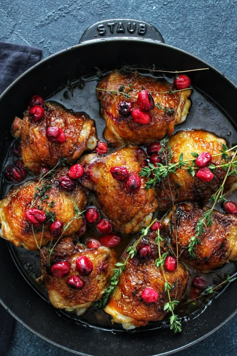 Sticky Cranberry Thyme Chicken & Food Photography Tips – SIMPLY BEAUTIFUL EATING Cranberry Food Recipes, Food Photography Chicken, Beautiful Dinner, Chicken Thanksgiving Dinner, Winter Food Photography, Dinner Food Photography, Rustic Food, Fall Dinner Ideas Healthy, Christmas Meal Ideas