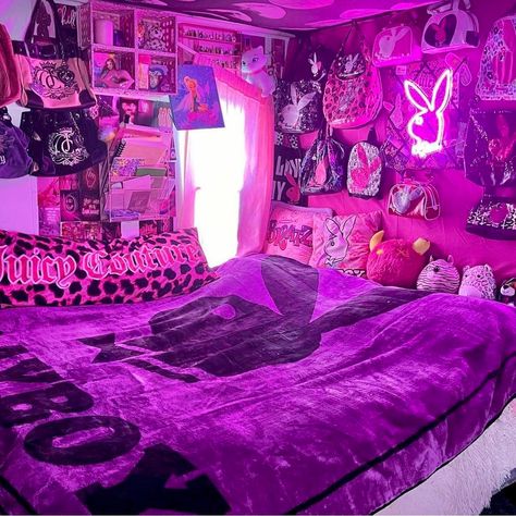 Trashy y2k /mcbling room inspo Mcbling Aestethic Room, Mcbling 2000s Room, 2000s Hot Pink Room, Y2k Mcbling Bedroom, Trashy Y2k Aesthetic Room, Trashy Mcbling Room, Purple Y2k Room, Y2k Bedsheets, Trashy Room Aesthetic