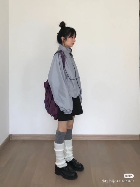 Thick Shoes Outfit, Acubi Black Pants Outfit, Gray Boots Outfit, 가을 패션, Fashion Fits, Lookbook Outfits, Dream Clothes, Look Cool, Cute Casual Outfits