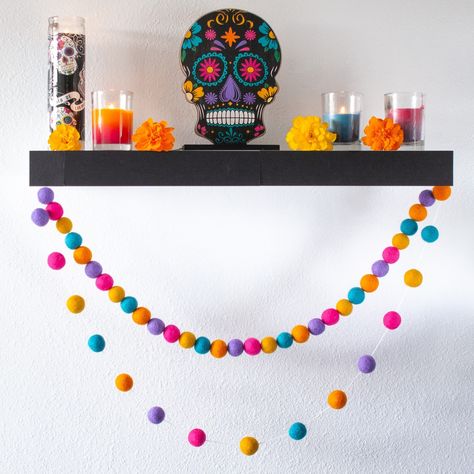 🇲🇽 We love Mexico's Dia de los Muertos (Day of the Dead) so much that we made another garland in traditional colors! This year it's Oct 29 - Nov 2. It's a time of ancestral remembrance, deeply filled with meaning, ritual and bright colors. This garland will instantly become an heirloom for use year after year on any ofrenda (altar), alongside all your other family treasures. Only at: etsy.me/4efbXLB #DiaDeLosMuertos #diadelosmuertos #díadelosmuertos #diadelosmuertosart #diadelosmuertosaltar ... Simple Ofrenda, Classroom Ofrenda, Small Ofrenda, Coco Altar, Small Day Of The Dead Altar, Day Of The Dead, Bright Colors, Dia De Muertos, Halloween