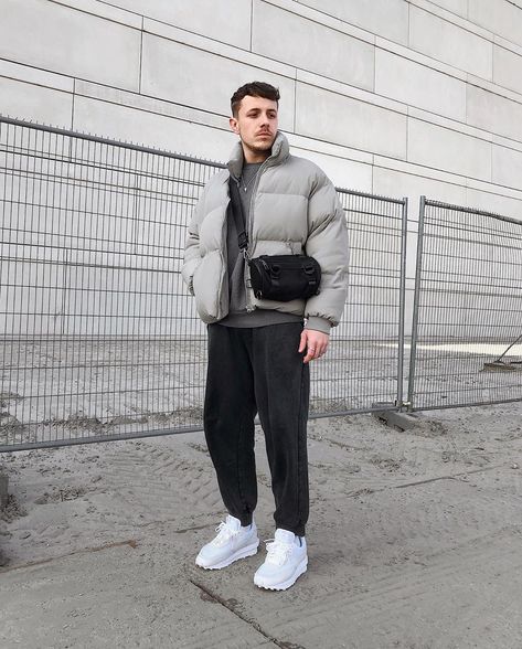 Nando Vos on Instagram: “Gave the boys a walk yesterday. Stay safe everyone!” Hip Hop Outfits Men, Grey Jacket Outfit, Men Aesthetic Outfits, Simple Streetwear, Stay Safe Everyone, Mens Winter Fashion Outfits, Rapper Outfits, Streetwear Fits, Outfits Hombre