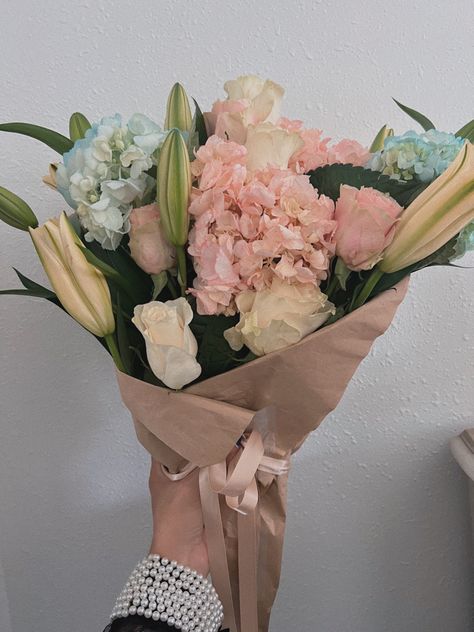 Publix Flowers Bouquets, Lilies And Hydrangeas Bouquet, Bouquet Of Lilies Aesthetic, Lily Hydrangea Arrangement, Limelight Hydrangea Bouquet, Hyacinths Bouquet, Hydrangea Bouquet, Lily Bouquet, Nothing But Flowers