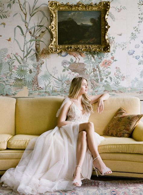 Whimsical Bridal Portraits, Bridal Shoot Ideas, Garden Bridal Portraits, Bridal Portraits Indoor, Morgan Davies, Bridal Portrait Ideas, Wedding Posing, St Giles, Jackson Mississippi