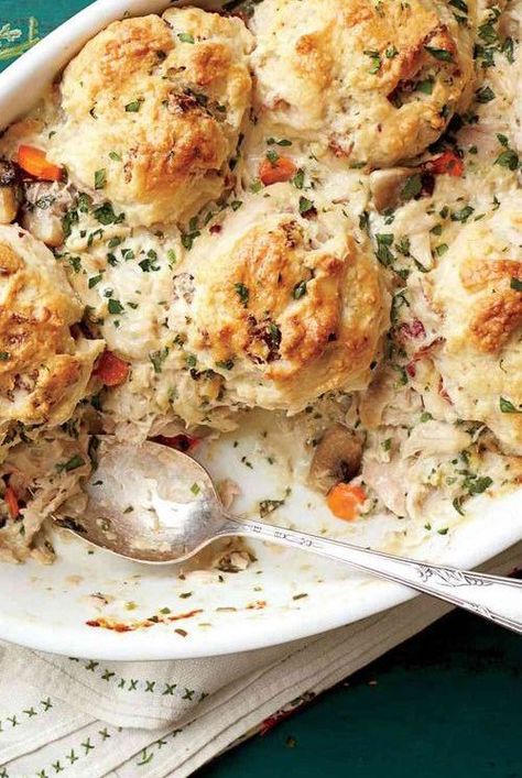 Southern Living Recipes, Leftover Chicken Recipes, Chicken And Biscuits, Southern Dishes, Comfort Food Southern, Savory Chicken, Cobbler Recipes, Chicken Casserole, Casserole Dish