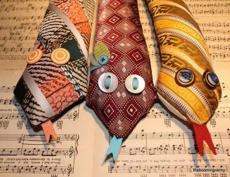 Neck Tie Crafts, Memory Clothes, Necktie Projects, Tie Projects, Tie Quilts, Necktie Quilt, Necktie Crafts, Tie Ideas, Old Ties