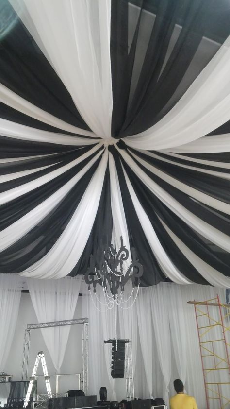 Ramadan Tent, Black White Wedding Dress, Dance Decor, Xv Ideas, Curtains Style, Dance Decorations, Market Table, Saints And Sinners, White Drapes