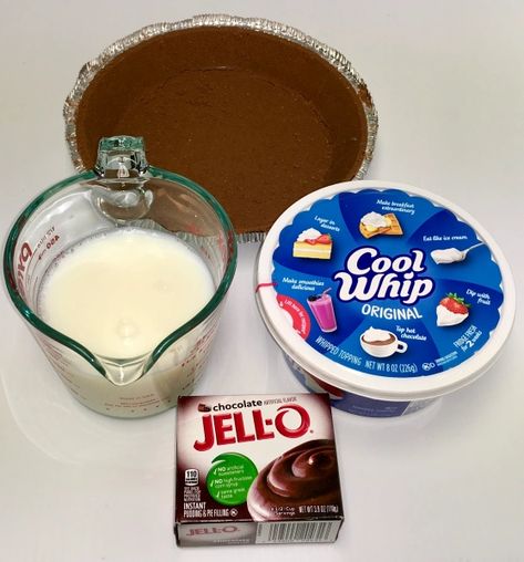 Cool Whip Chocolate Pudding Pie – In Dianes Kitchen Jello Coolwhip Desserts, Cool Whip Chocolate Pudding, Jello Chocolate Pudding Pie, Chocolate Pudding Pie Recipe, Whipped Cream Pie, Cool Whip Pies, Jello Pie, Pudding Pie Recipes, Chocolate Pie Crust