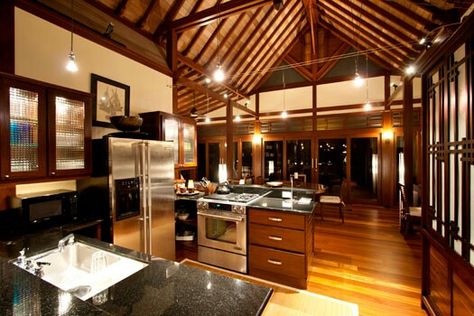 Bali- inspired kitchen Modern Tropical Kitchen, Tropical Kitchen Design, Simple Furniture Design, Tropical Kitchen, Braun Design, Tropical Architecture, Kitchen Cabinet Styles, Minimalist Kitchen, Open Kitchen