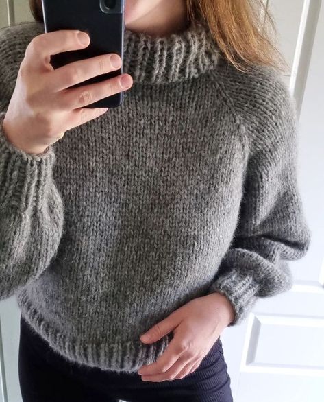 grey turtleneck sweater Fur Outfit, Grey Turtleneck Sweater, Grey Turtleneck, Turtleneck Sweater, Louisiana, Alpaca, Turtle Neck, Wool, Knitting