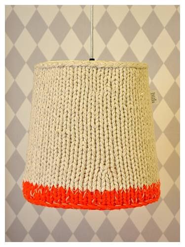 knitted Lampshade Knit Lampshade, Knitted Lampshade, Crochet Lampshade, Knitted Heart Pattern, Swiss Style, Knitted Heart, Diy Lamp Shade, Making Things, Diy Lamp