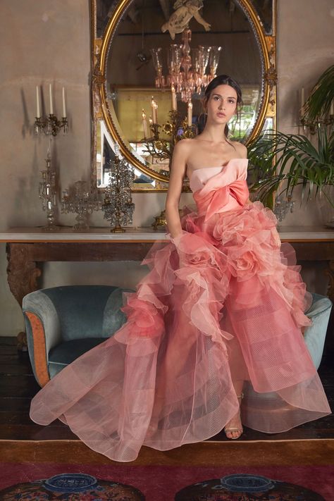 Resort 2020 – Marchesa Marchesa Bridal, Organza Gowns, Resort 2020, Wedding Blouse, 2020 Fashion Trends, Beauty Dress, Gorgeous Gowns, Marchesa, Fashion Mode