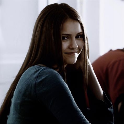 Elena Gilbert Style, Nina Dobrev Style, Katerina Petrova, Vampire Diaries Seasons, Katherine Pierce, Elena Gilbert, 1 Girl, The Vampire Diaries, Nina Dobrev