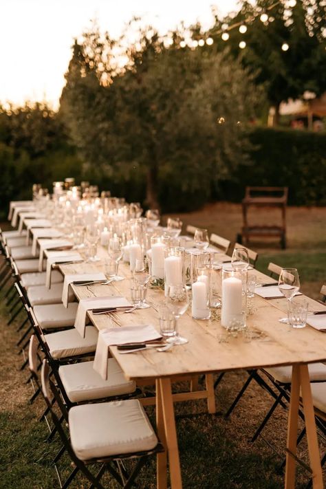 Italian Wedding On A Budget, Tuscan Italy Wedding, Neutral Minimalist Wedding Decor, Tuscany Style Wedding Decor, Tuscan Table Setting Wedding, Private Villa Wedding, Simple Tuscan Wedding, Tuscany Intimate Wedding, Minimalist Italian Wedding