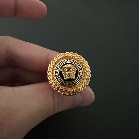 GOLD Versace Ring Versace Rings Women, Versace Ring Mens, Gold Ring Price, Versace Design, Luxury Things, Versace Ring, Versace Gold, Versace Fashion, Versace Jewelry