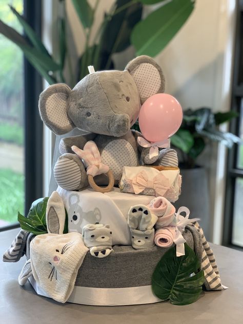 Nappy Hamper Ideas, Baby Shower Ideas Elephant Theme, Elephant Themed Baby Shower Ideas, Nappy Cake Ideas, Elephant Themed Party, Baby Shower Elephant Theme, Newborn Baby Gift Basket, Mini Stuffed Animals, Baby Nappy Cakes