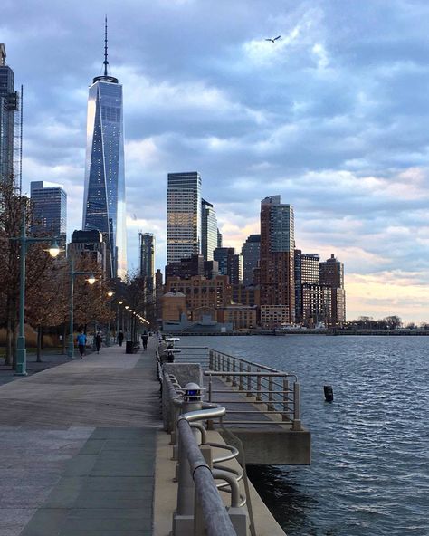 Freedom Tower West Side Highway, Home Nyc, Nyc Park, Nyc Aesthetic, Image Swag, Nyc Life, New York Life, New York City Travel, Visit New York