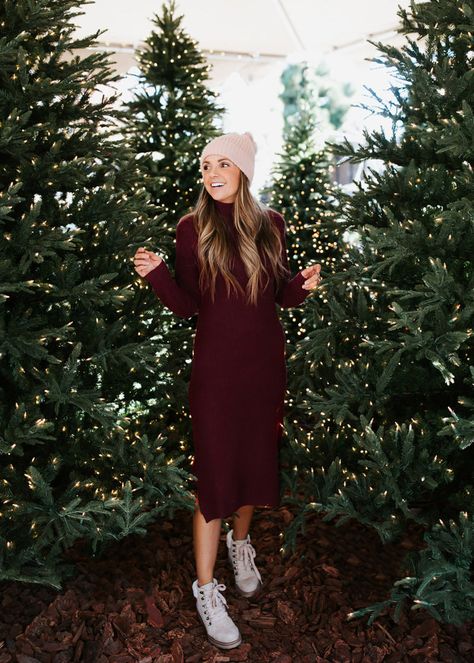 Holiday Sweater Dress, Burgundy Sweater Dress Outfit, Boot Outfit Ideas, Burgundy Dress Outfit, Everyday Mom Style, Christmas Fashion Outfits, Boots With Jeans, Burgundy Sweater Dress, Casual Holiday Outfits