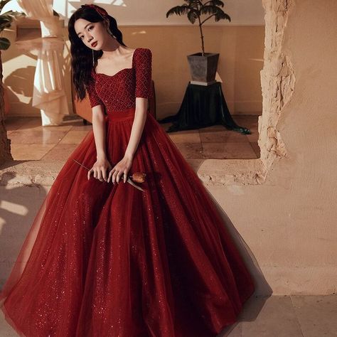 Love is a feeling when a person wants the best for the one he loves, … #fanfiction #Fanfiction #amreading #books #wattpad Party Gowns Evening, Tulle Prom Dress Long, Burgundy Evening Dress, Elegant Plus Size, Long Gown Design, Evening Party Dresses, Simple Gowns, Long Dress Design, Indian Gowns Dresses