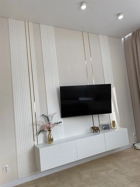 White Tv Wall, Tv Bedroom, Tv Unit Interior Design, Tv Wand, Interior Design Your Home, Living Room Tv Unit Designs, Hall Interior Design, Tv Room Design, Hall Interior