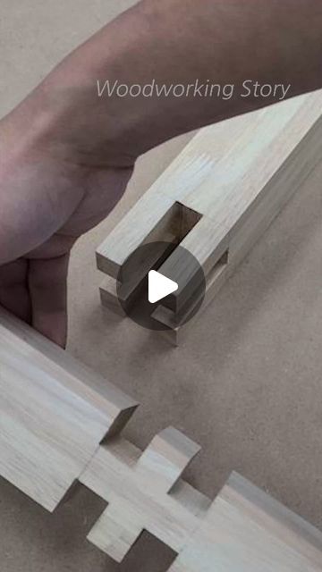 Woodworkig Story on Instagram: "simple and neat woodworking joints #woodworking #joinery" Half Lap Joints Woodworking, Different Types Of Wood Joints, Joints Woodworking, Types Of Wood Joints Joinery, Interlocking Wood Joints, 2 Joints, Wooden 3 Way Joints, Wooden Pallet Beds, Diy Table Legs