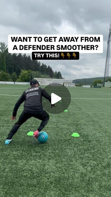 Soccer Footwork Drills At Home, Indoor Soccer Drills, Soccer Drills For Kids U10, Soccer Conditioning Workouts, Soccer Footwork, Soccer Activities, Soccer Warm Up Drills, Soccer Footwork Drills, Soccer Defender