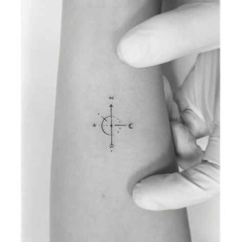 Minimalist Tattoo Ideas That Will Inspire You To Get Inked From Playground Tattoos ~Credit goes to Playground Tattoos ~ Simple Compass Tattoo, Art Tattoo Ideas, Fingerprint Tattoos, Tats Ideas, Wörter Tattoos, Mini Tats, Minimalist Tattoo Ideas, Paris Tattoo, Airplane Tattoos