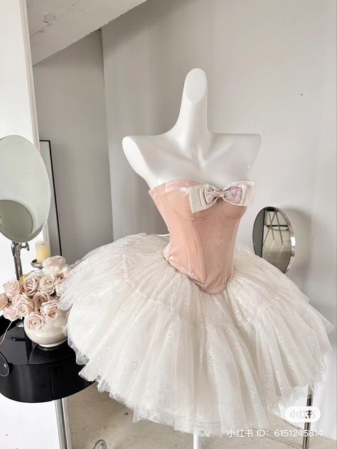 Ballerina Dress Aesthetic, Cancan Skirt, Ballerina Gown, Ballet Inspired Fashion, Korean Outfits Kpop, Ballet Clothes, Ballerina Dress, Vintage Dress Patterns, Ballet Tutu