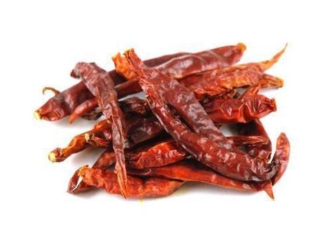 Kashmiri Chili: None More Red | PepperScale Types Of Chili Peppers, Thai Peppers, Cooking Spices, Spice Gift Set, Stuffed Peppers Turkey, Dried Chillies, Stuffed Banana Peppers, Honey Roasted, Sauce Tomate