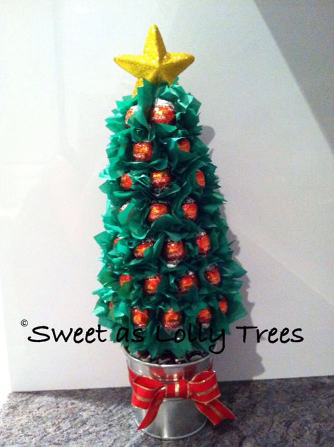 Red Lindt ball Christmas lolly tree Christmas Treat Ideas, Lindor Chocolate, Diy Christmas Projects, Ball Christmas Tree, Chocolate Tree, Easy Crafts To Sell, Chocolate Balls, Cupcake Gift, Christmas All Year