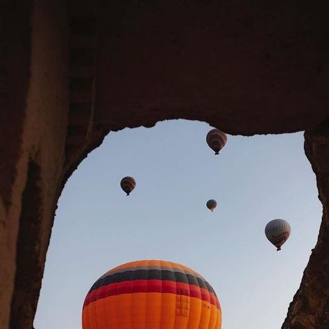 Cappadocia Hot Air Balloon, Air Balloon Festival, Hot Air Balloon Festival, Balloon Festival, Hot Air Balloons, Air Balloons, Wanderlust Travel, Hot Air Balloon, Air Balloon