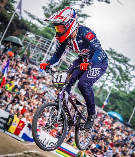 July 28 2019 - Alise Willoughby wins her second UCI BMX Supercross World Championship, recovering from an early crash to beat defending champion Laura Smulders in Belgium Bmx Aesthetic, Racing Baby, Magical Boy, Bmx Racing, Moto Cross, Mountain Bike Trails, Mtb Bike, July 28, Proverbs 31