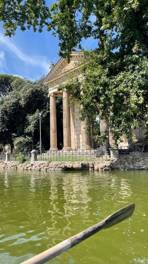 villa borghese/ rome Unrealistic House, Roma Aesthetic, Villa Borghese Rome, European Gardens, Rome Italy Aesthetic, Rome Summer, Traveling Board, Rome Trip, Villa Borghese