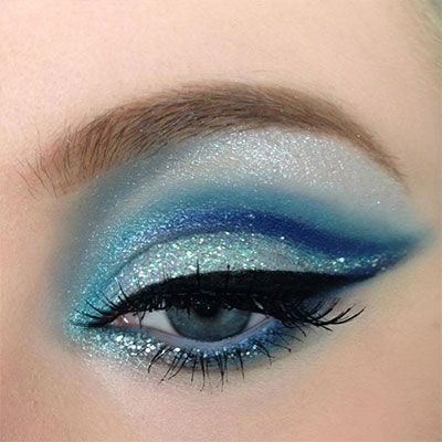 Elsa Makeup, Blue Eyeshadow Makeup, Make Up Diy, Fantasy Make-up, Make Up Designs, Fairy Makeup, Makeup Step By Step, Eyeliner Brush, Blue Eyeshadow