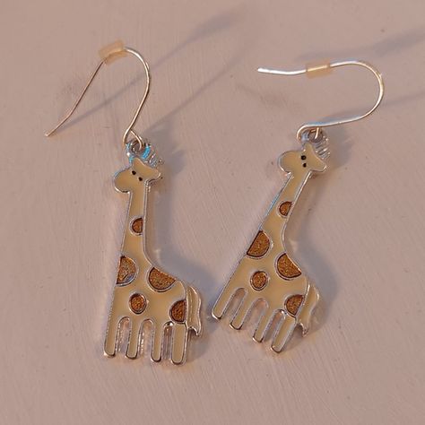 Giraffe Earrings Giraffe Earrings, Giraffe Jewelry, Cute Giraffe, Earrings Diy, Diy Easy, Art Diy, Jewelry Ideas, Jewelry Watches, Plus Fashion