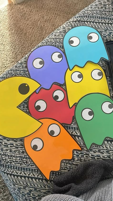 Manly Party Decorations, Pac Man Party, Vacation Bible School Themes, 80s Theme Party, Vbs Themes, Bible School Crafts, Mens Birthday Party, Family Fun Night, Happy Children's Day