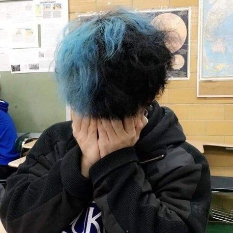 Blue And Black Split Dye Short Hair, Split Hair Color Men, Split Dye Hair Men, Blue Hair Guys, Split Dyed Hair Boy, Short Hair Split Dye, Male Dyed Hair, Hair Dye Ideas Men, Half Colored Hair