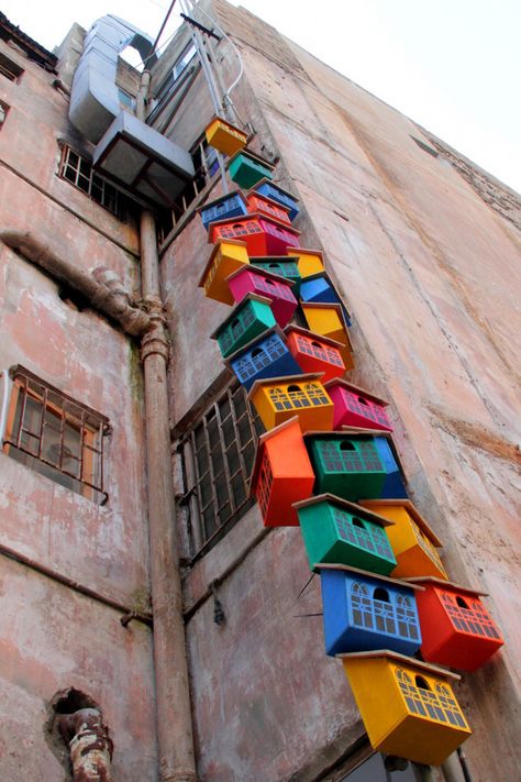 Danish Street Art Project Has Built Over 3,500 Urban Bird Houses Since 2006 | Colossal Thomas Dambo, Happy City, Urban Street Art, Colossal Art, Bird Houses Diy, Modern Crafts, Collaborative Art, Community Development, Upcycled Materials